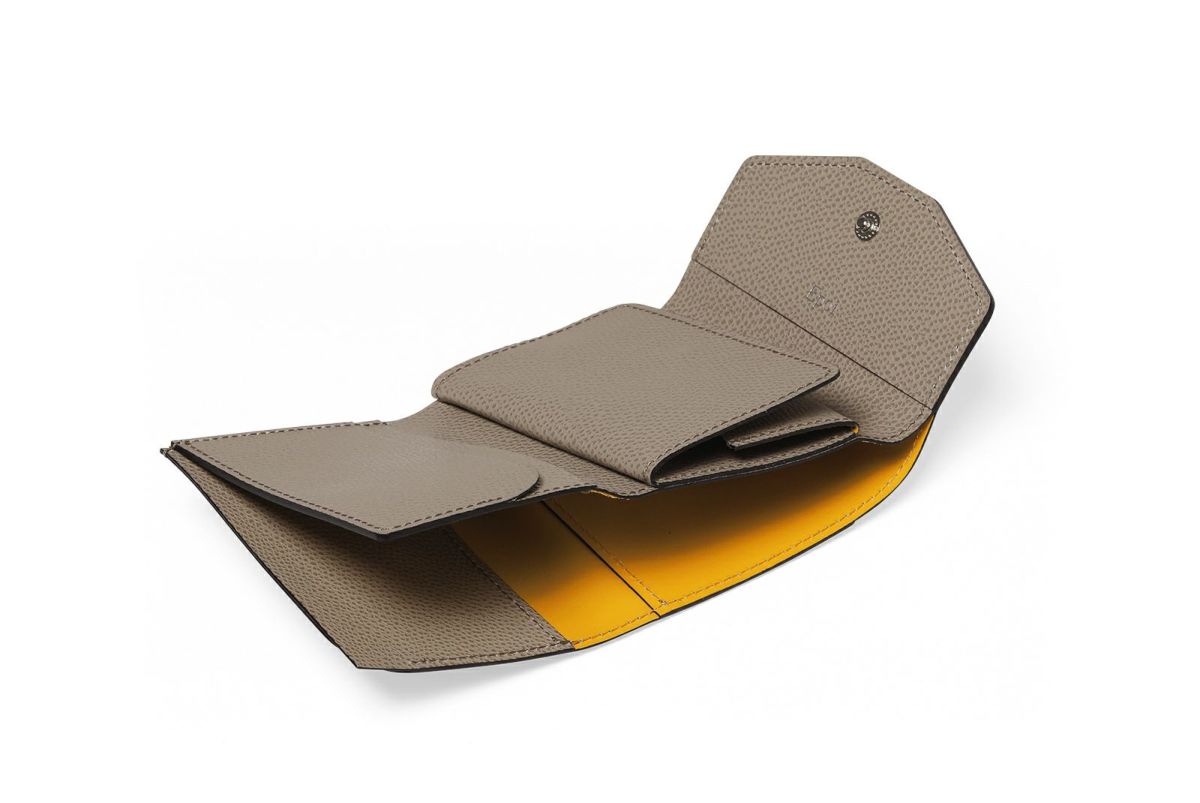 エムエム 中BOX三つ折り財布 トープ