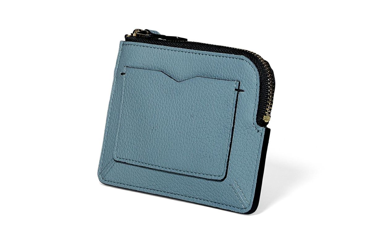 リツ マルチフラグメントケース スカイ