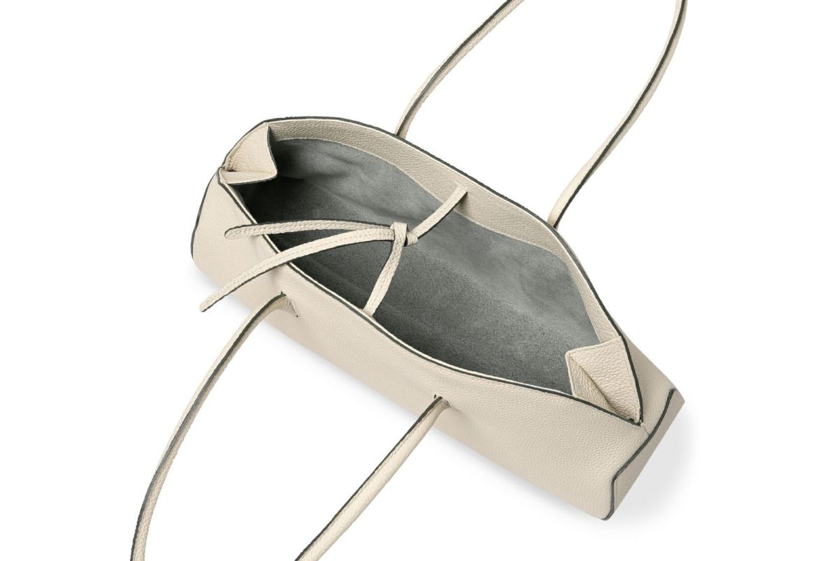 リツ 横長ボストンバッグ エクリュ