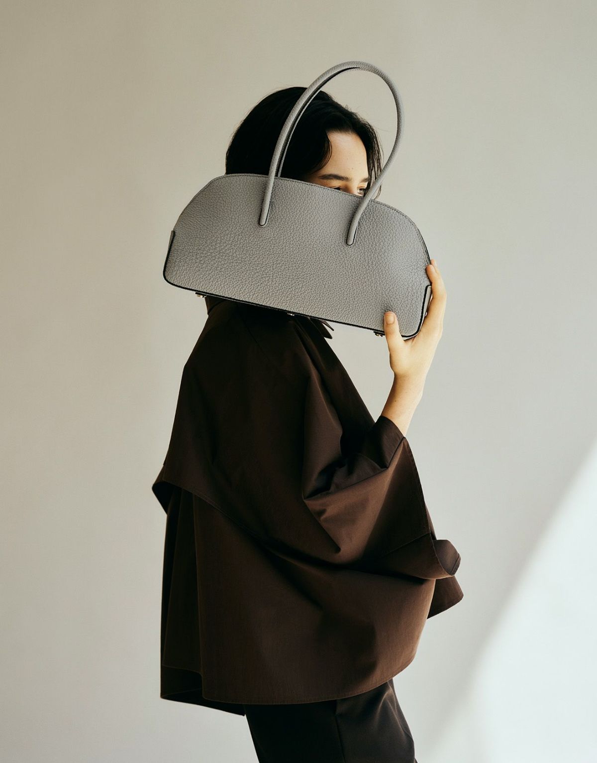 リツ 横長ボストンバッグ グレー