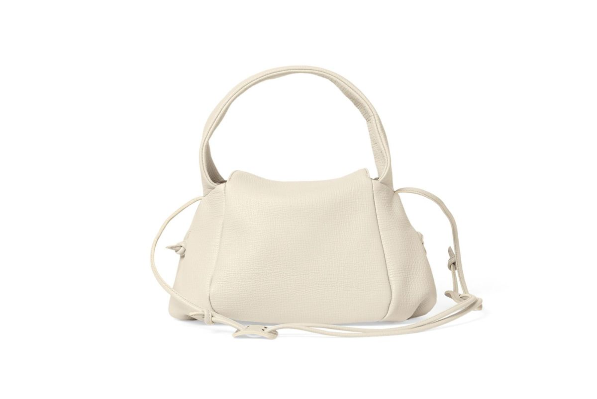 タック 2WAYワンショルダーバッグ オフホワイト