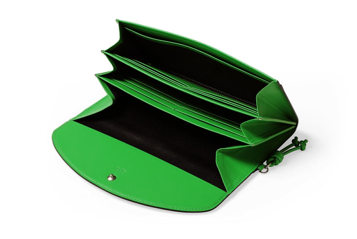 ノット ギャルソン長財布 グリーン