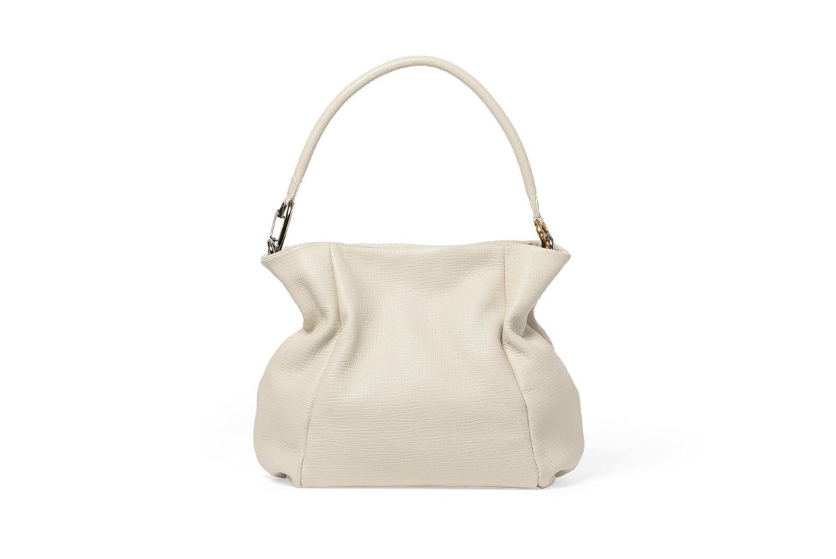 タック 2WAYミドルショルダーバッグ オフホワイト