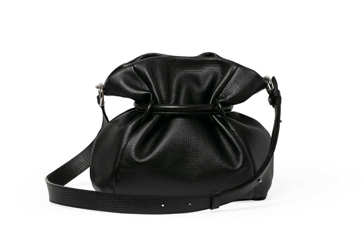 タック 2WAYミドルショルダーバッグ ブラック