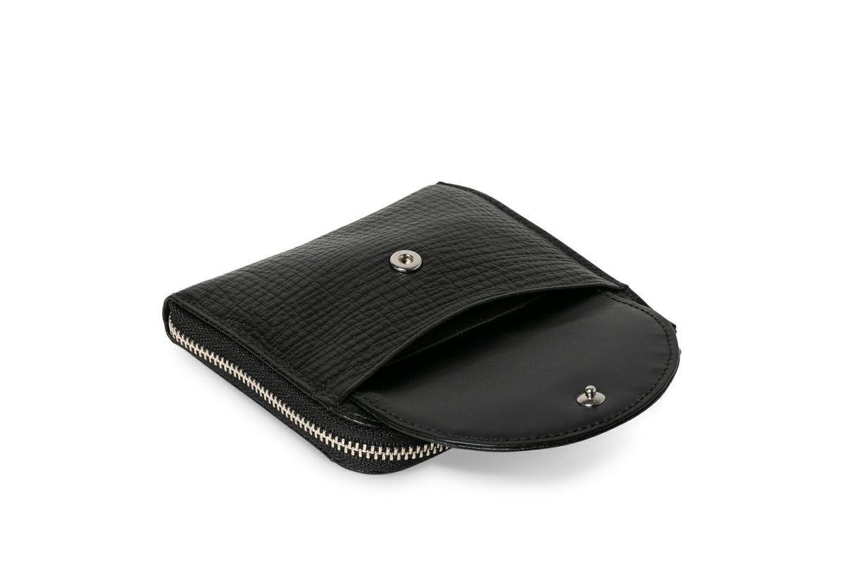 タック Lファスナーコンパクト折り財布 ブラック