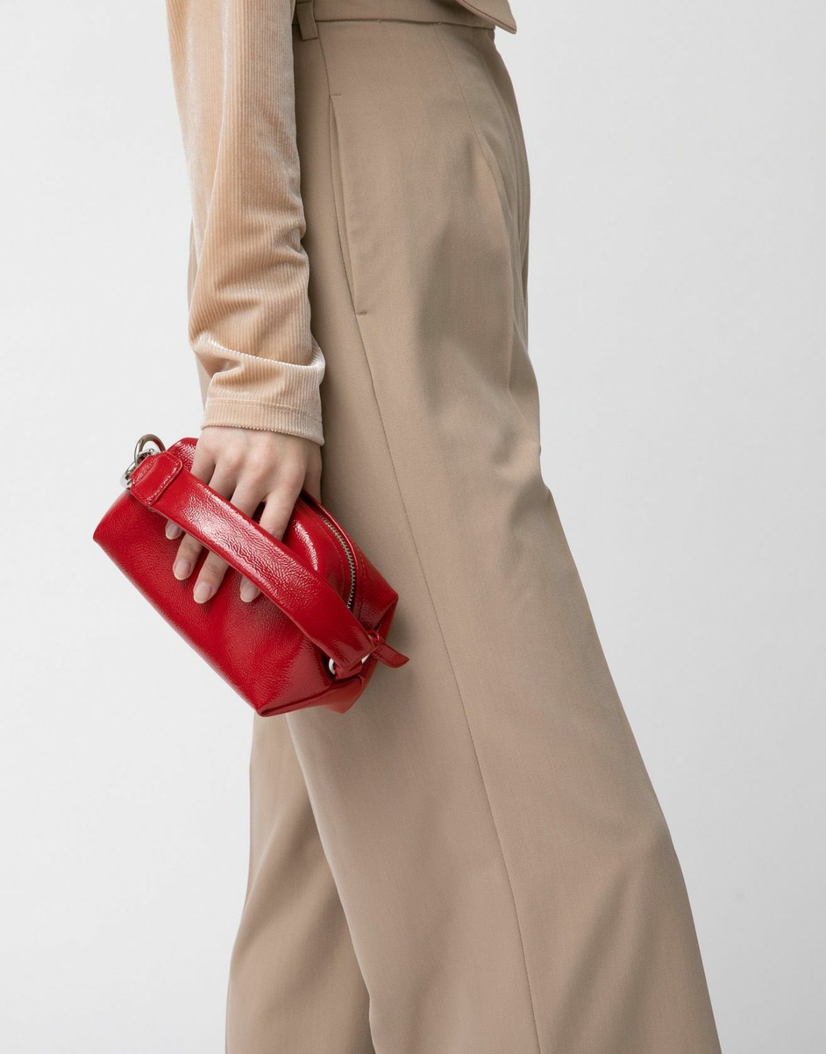 リプル クラッチポーチ ホワイト