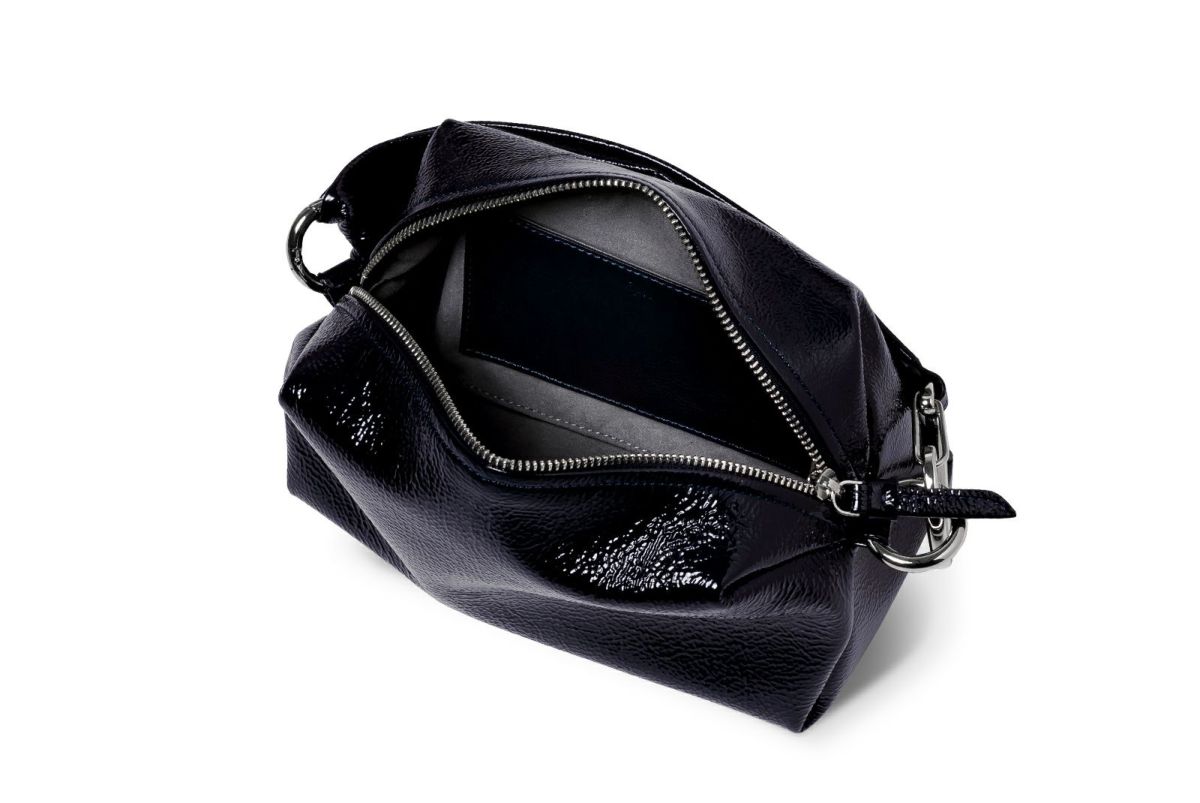 リプル クラッチポーチL ネイビー