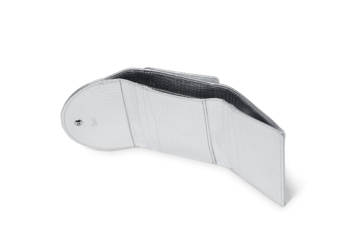 タック メタリック 三つ折り財布 シルバー