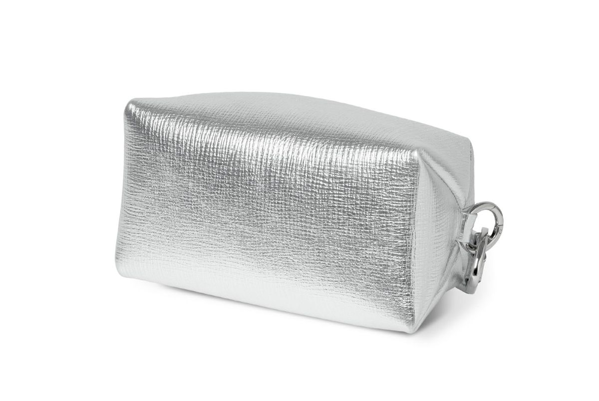 タック メタリック クラッチポーチL シルバー