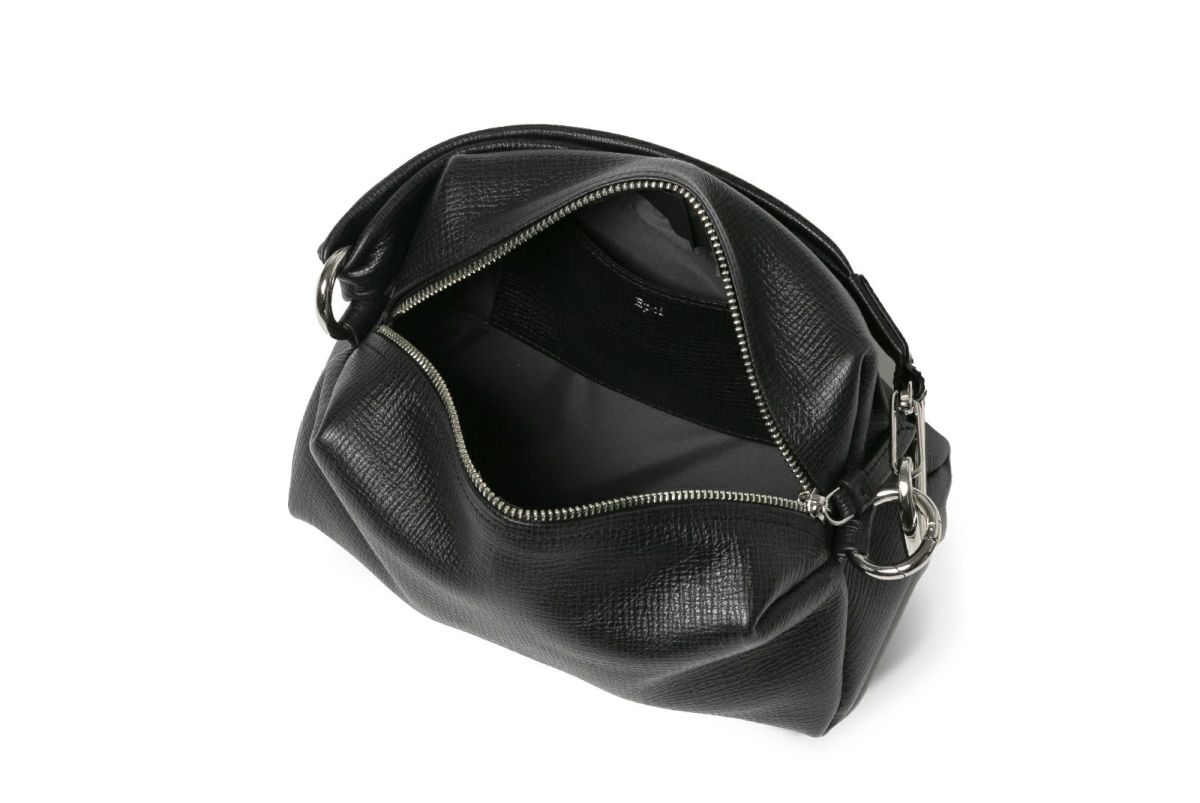 タック クラッチポーチL ブラック