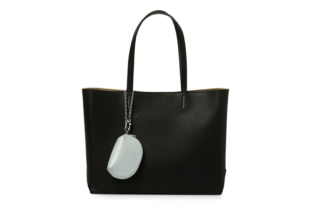 タック ストラップ付きミニポーチ ライトグレー