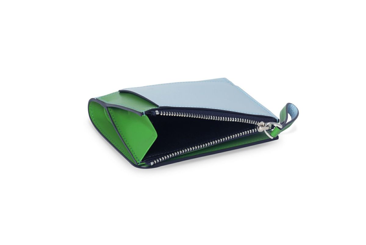 マリー Lファスナー二つ折り財布 スカイブルー×グリーン