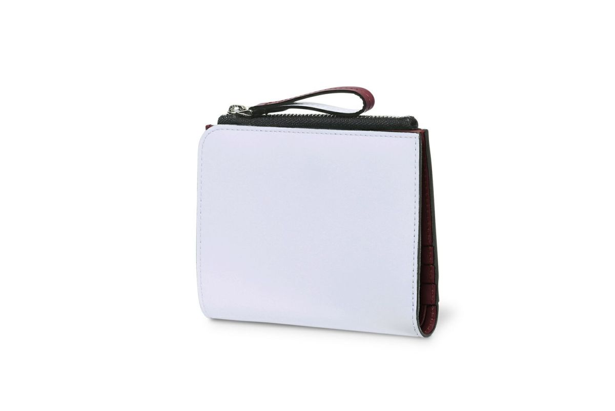 マリー Lファスナー二つ折り財布 ボルドー×ライトブルー